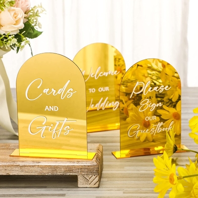 Acrylhochzeitsempfang-Zeichen des Bogen-4Pcs mit gewölbter runder Spitze